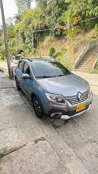 Renault Sandero Stepway 2022 - imagen secundaria 1