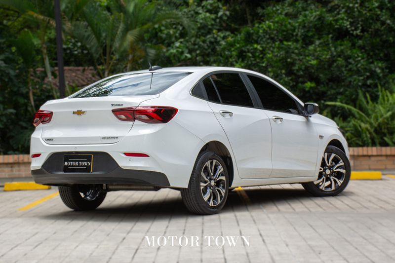 CHEVROLET ONIX PREMIER 2023 - imagen secundaria 2