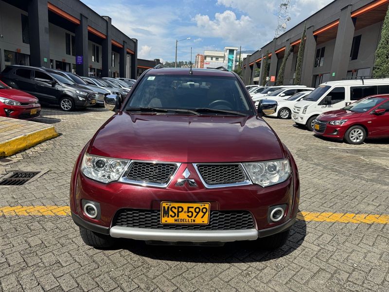 MITSUBISHI NATIVA B2 PLUS 201 - imagen secundaria 1