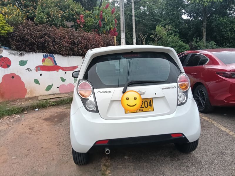 Chevrolet Spark GT 2014 - imagen secundaria 2