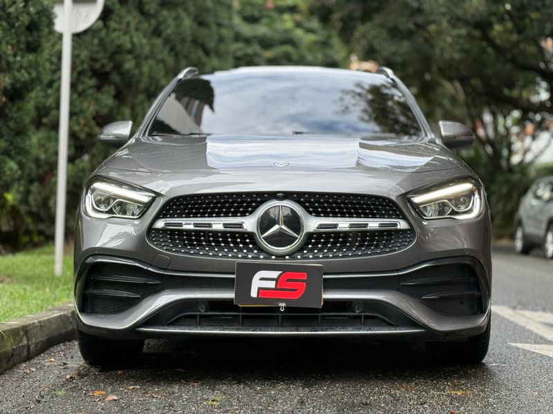 MERCEDES BENZ GLA 200 2023 - imagen secundaria 2