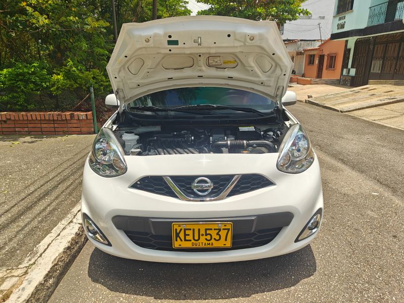 Nissan March 1.6 Sense Mt 2018 - imagen secundaria 2