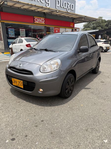 Nissan March 2018 1.6 Mecánico  Impecable  No necesita inversión - imagen secundaria 1