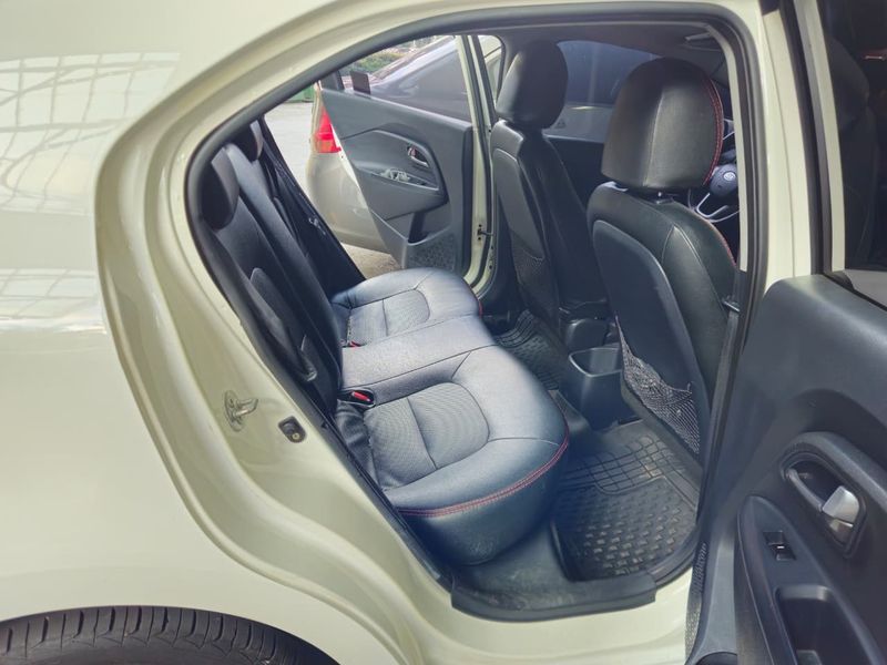 Kia Rio Spice 2013 - imagen secundaria 2