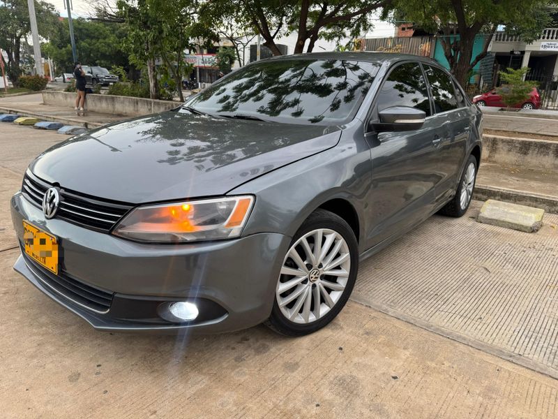 Volskwagen jetta 2.5 comfortline - imagen secundaria 2