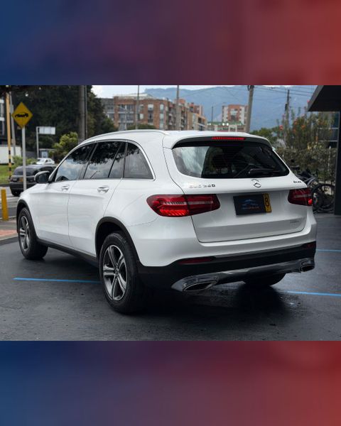 Mercedes-Benz Clase GLC 250 2.0 4matic - imagen secundaria 2