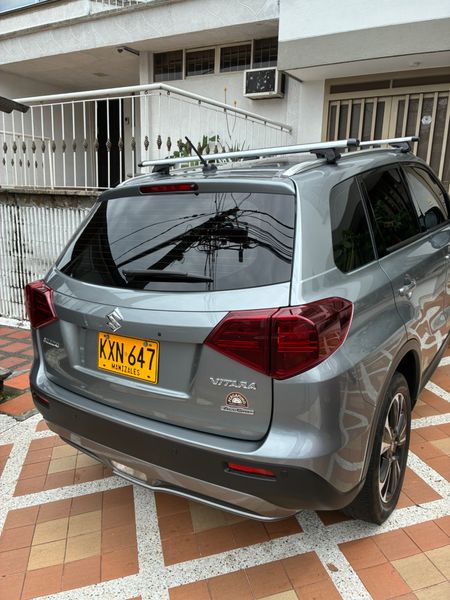 Suzuki vitara live Glx All grip 1.6 4x4 At 2023 - imagen secundaria 2