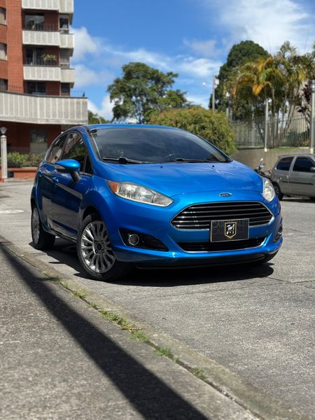 Ford fiesta Titanium 2015 AT - imagen secundaria 1