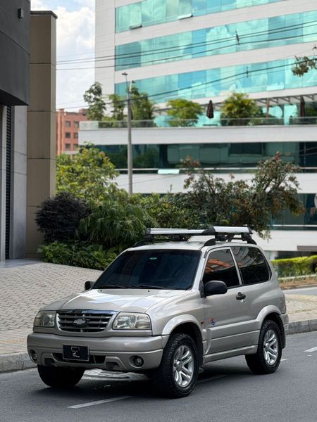 Chevrolet Grand Vitara sport - imagen secundaria 2