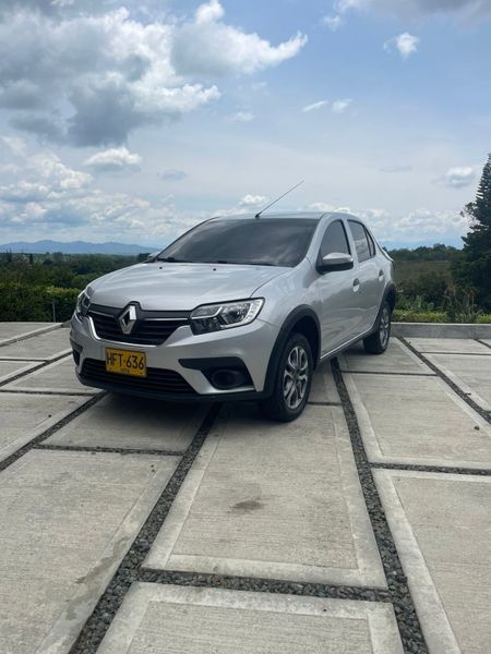 Renault LOGAN 2022 AUTOMATICO - imagen secundaria 1