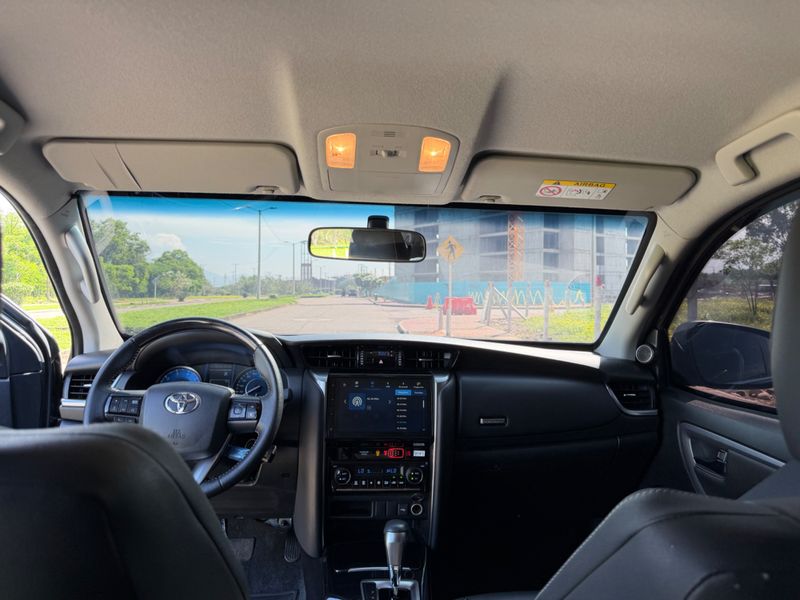 Toyota Fortuner 2026 2.8 blindada - imagen secundaria 2