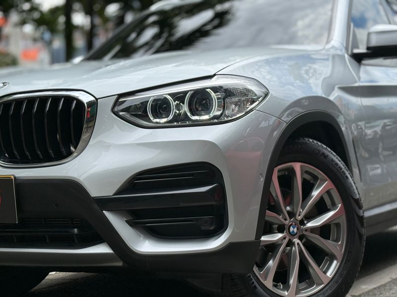 BMW X3 XDRIVE 30i 2020 - imagen secundaria 1