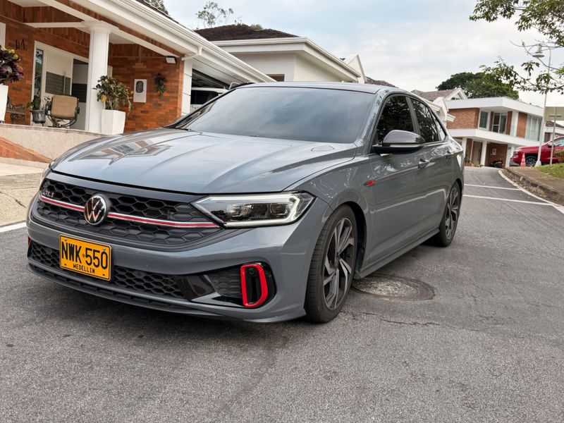 Volkswagen Jetta Gli 2024 - imagen secundaria 1