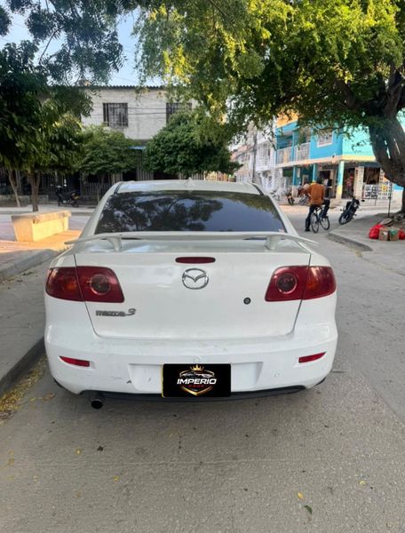 Mazda 3 modelo 2007 - imagen secundaria 2