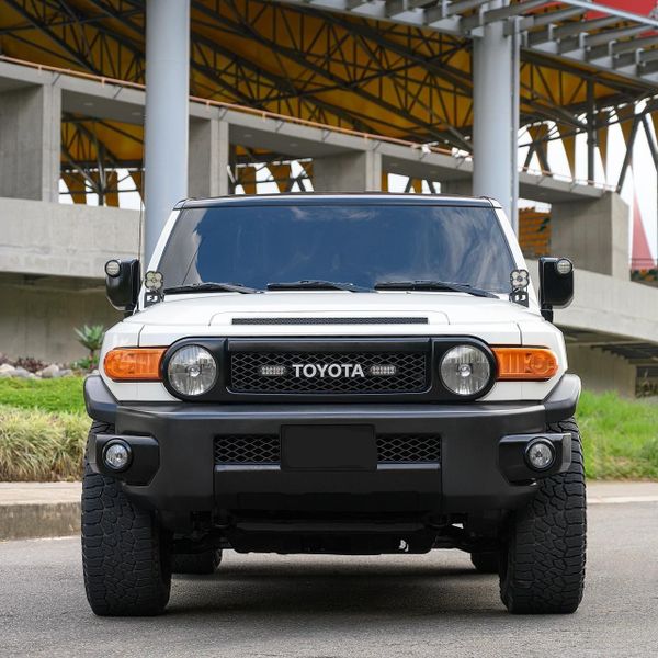 Toyota FJ Cruiser 4.0 - imagen secundaria 1