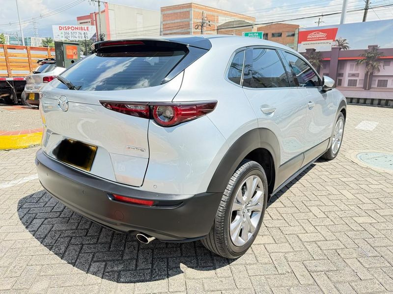 Mazda cx30 touring AT - imagen secundaria 2