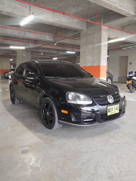 VOLKSWAGEN BORA ACTIVE 2010 AUT - imagen secundaria 2