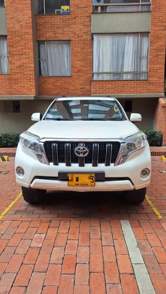 Toyota Land cruiser prado TXL 2015 poco km blindada - imagen secundaria 2