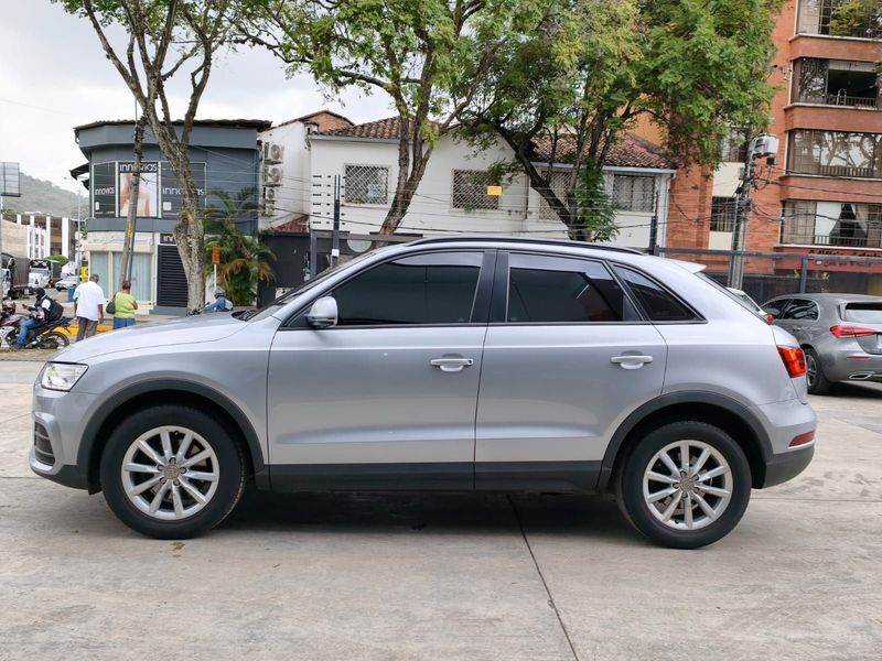 AUDI Q3 1.4 TFSI ATTRACTION AT 2018 - imagen secundaria 1