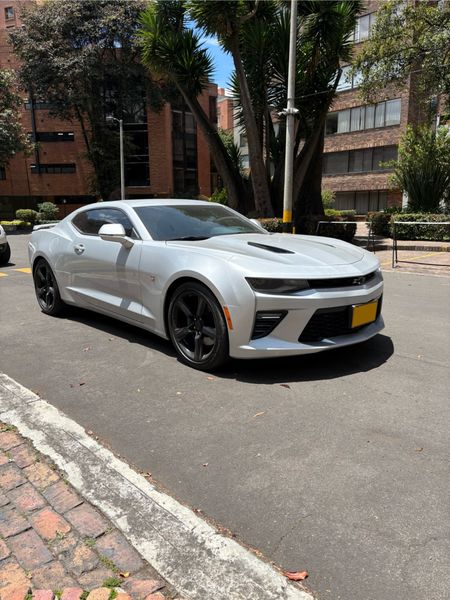 Chevrolet Camaro SS - imagen secundaria 2