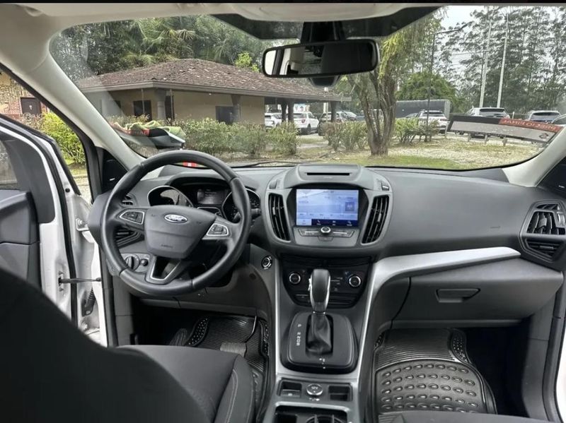 Ford Escape Se 2023 - imagen secundaria 2