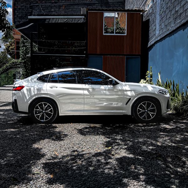 BMW X4 Xdrive 30i B2 2023 - imagen secundaria 1
