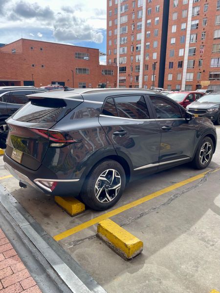 KIA SPORTAGE NQ5 DESIRE TP 2.0cc 4X4 MOD 2024    CAMIONETA CON REPORTE DE MAYOR CUANTIA  ASEGURADA ACTUALMENTE - imagen secundaria 2