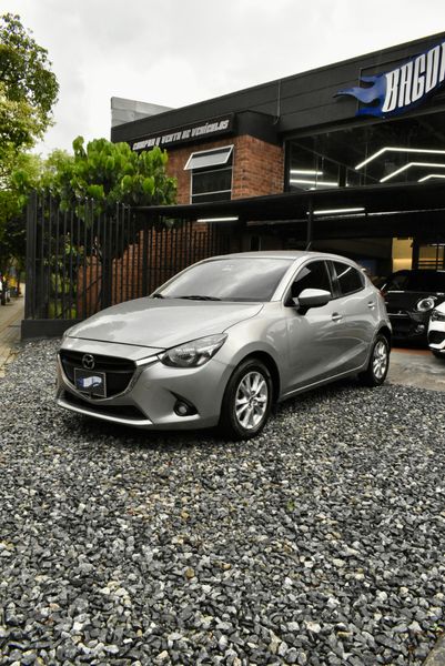Mazda 2 Touring 2016 at - imagen secundaria 1