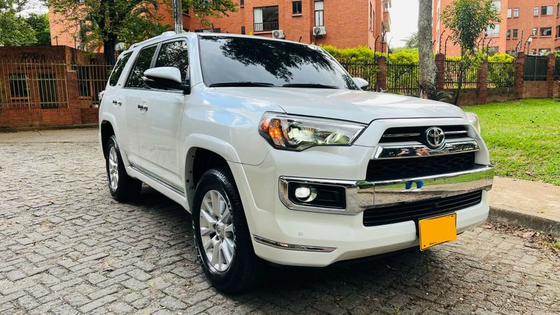 Toyota 4runner - imagen 1