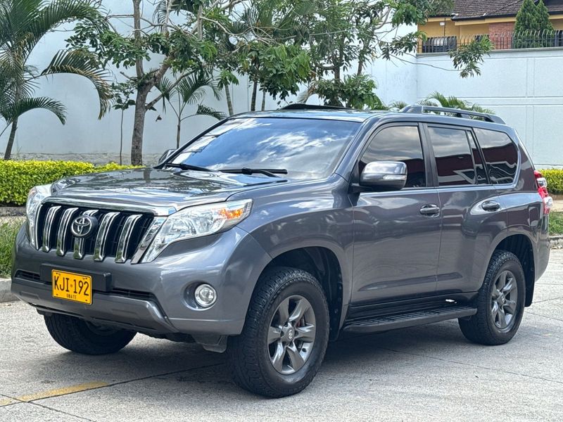 Toyota Prado txl diesel 2011 blindaje 2 Plus - imagen secundaria 1