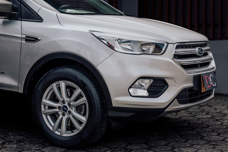 Ford Escape Se AWD turbo 2017 - imagen secundaria 1
