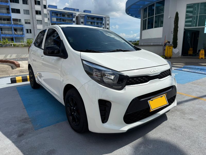 Kia Picanto Vibrant 2022 automático - imagen secundaria 2