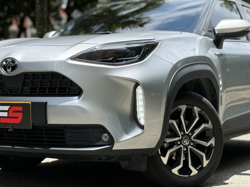 TOYOTA YARIS CROSS XS HÍBRIDA 2023 - imagen secundaria 1