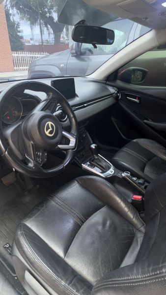 Mazda 2 aut 2018 - imagen secundaria 1