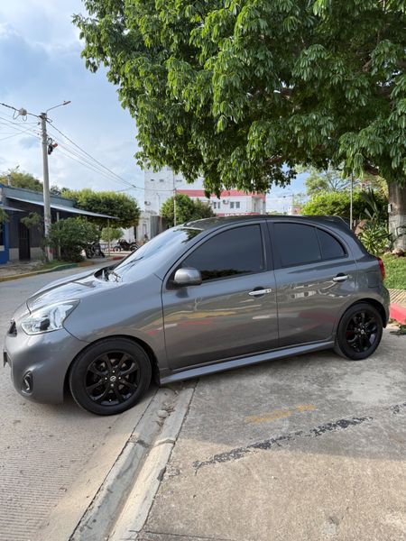 Nissan March Advance 2018 Mecánico - imagen secundaria 1