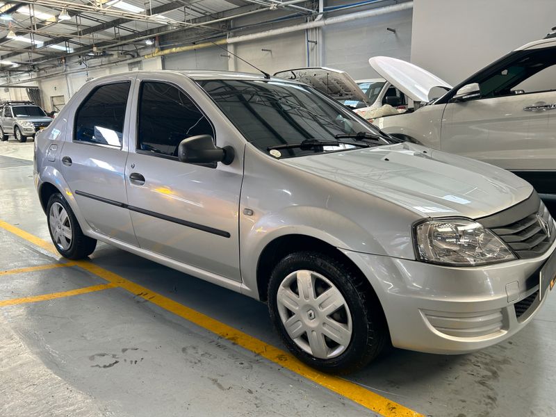 Renault Logan 2011 Entry 1.4 - imagen secundaria 2