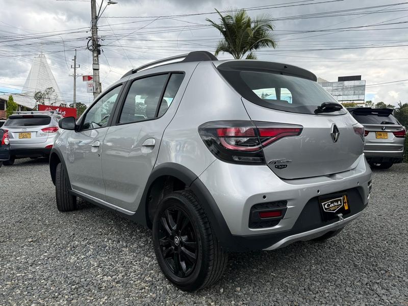 RENAULT SANDERO STEPWAY INTENS AT  2026 - imagen secundaria 2