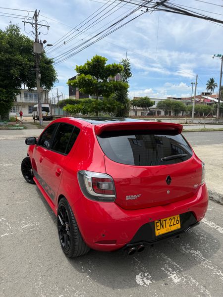Renault Sandero Rs - imagen secundaria 2