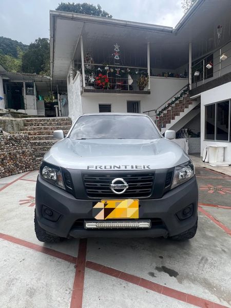 Nissan frontier - imagen secundaria 2