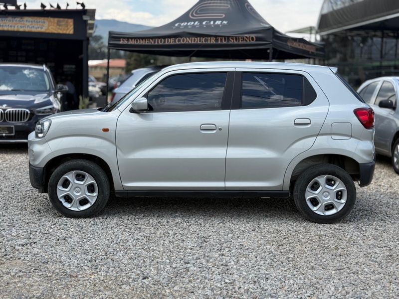 Suzuki S-Presso Modelo 2023 - Motor 1.0L - imagen secundaria 1
