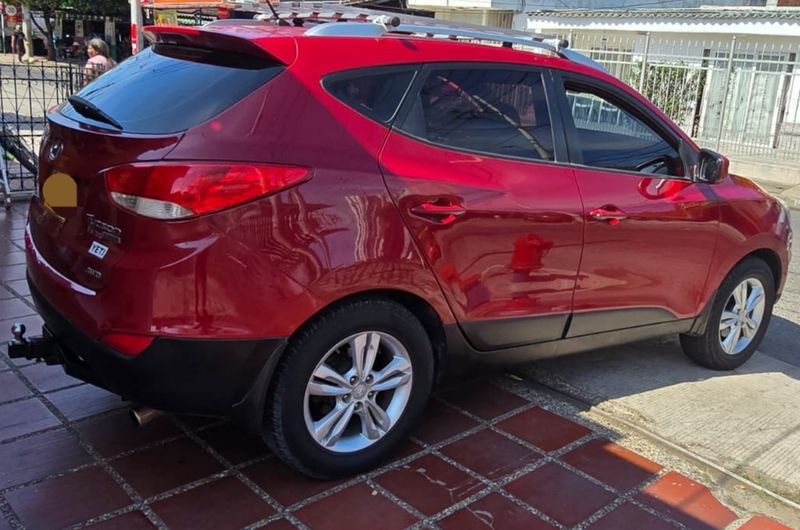Hyundai Tucson Ix-35 2.0 2011 - imagen secundaria 2