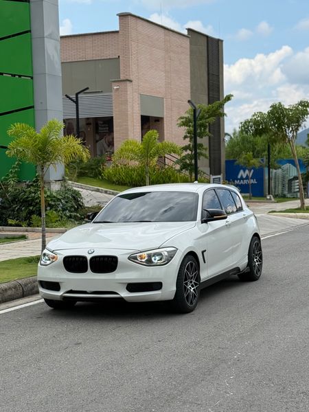 BMW 116i 2013 AT - imagen secundaria 1