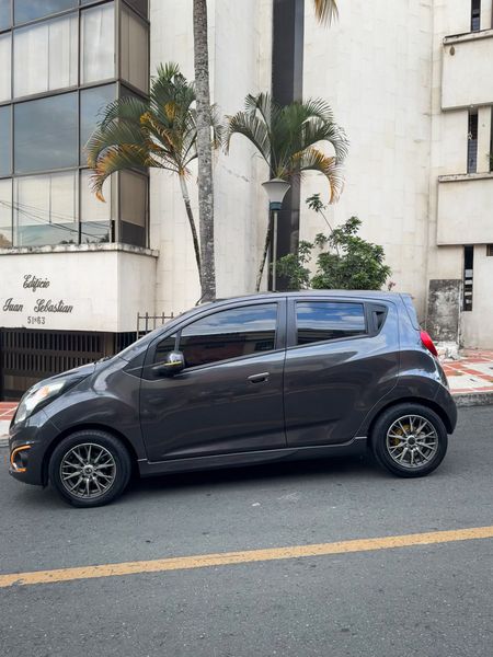 Chevrolet Spark GT 2015 - imagen secundaria 2