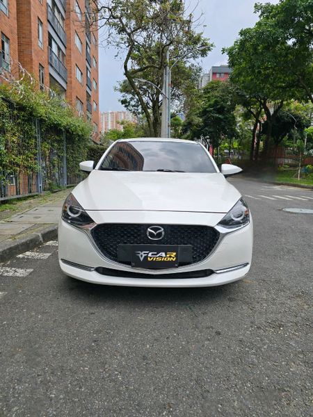 Mazda 2 Grand Touring lx Sedan 1.5cc automatco - imagen secundaria 2