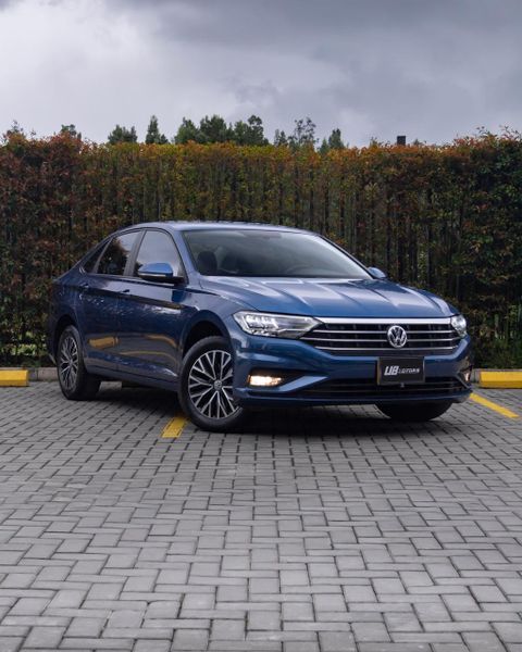Volkswagen Jetta Comfortline 2019 - imagen secundaria 2
