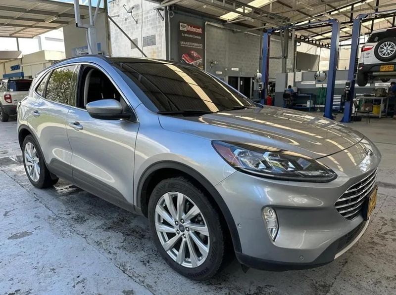 Ford Escape Titanium 2021