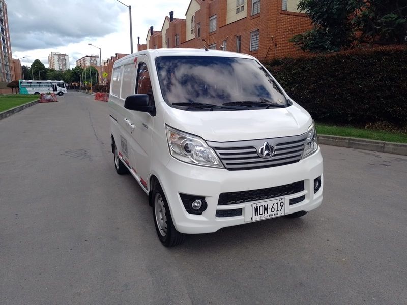 Changan MiniVan - imagen secundaria 2