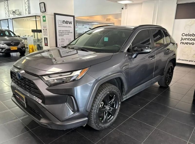 Toyota RAV4 XLE 2022