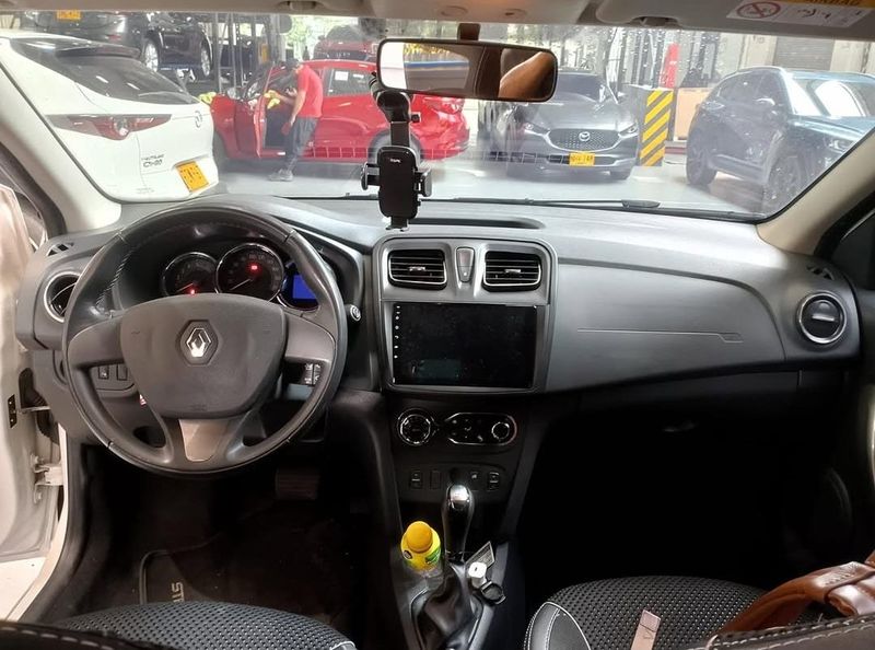 Renault Sandero Stepway intens 2019 - imagen secundaria 2