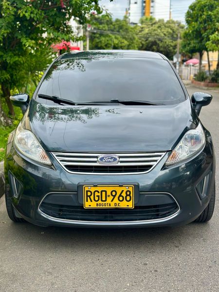 Ford Fiesta Mecánico 2011 - imagen secundaria 1